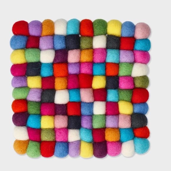 Colourful Trivet for Hot Dishes/Pots 100% Wool NEW WITH TAGS - Picture 2 of 11